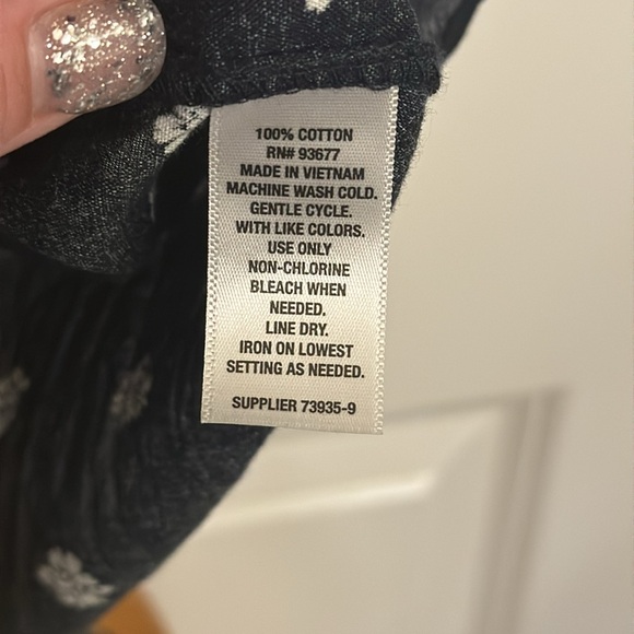 Women’s size large a.n.a. Blouse - Picture 6 of 9